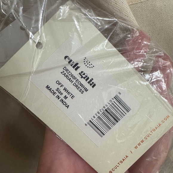 Cult Gaia ZARIAH DRESS in white. Brand new with tags. Size Medium - Picture 7 of 7